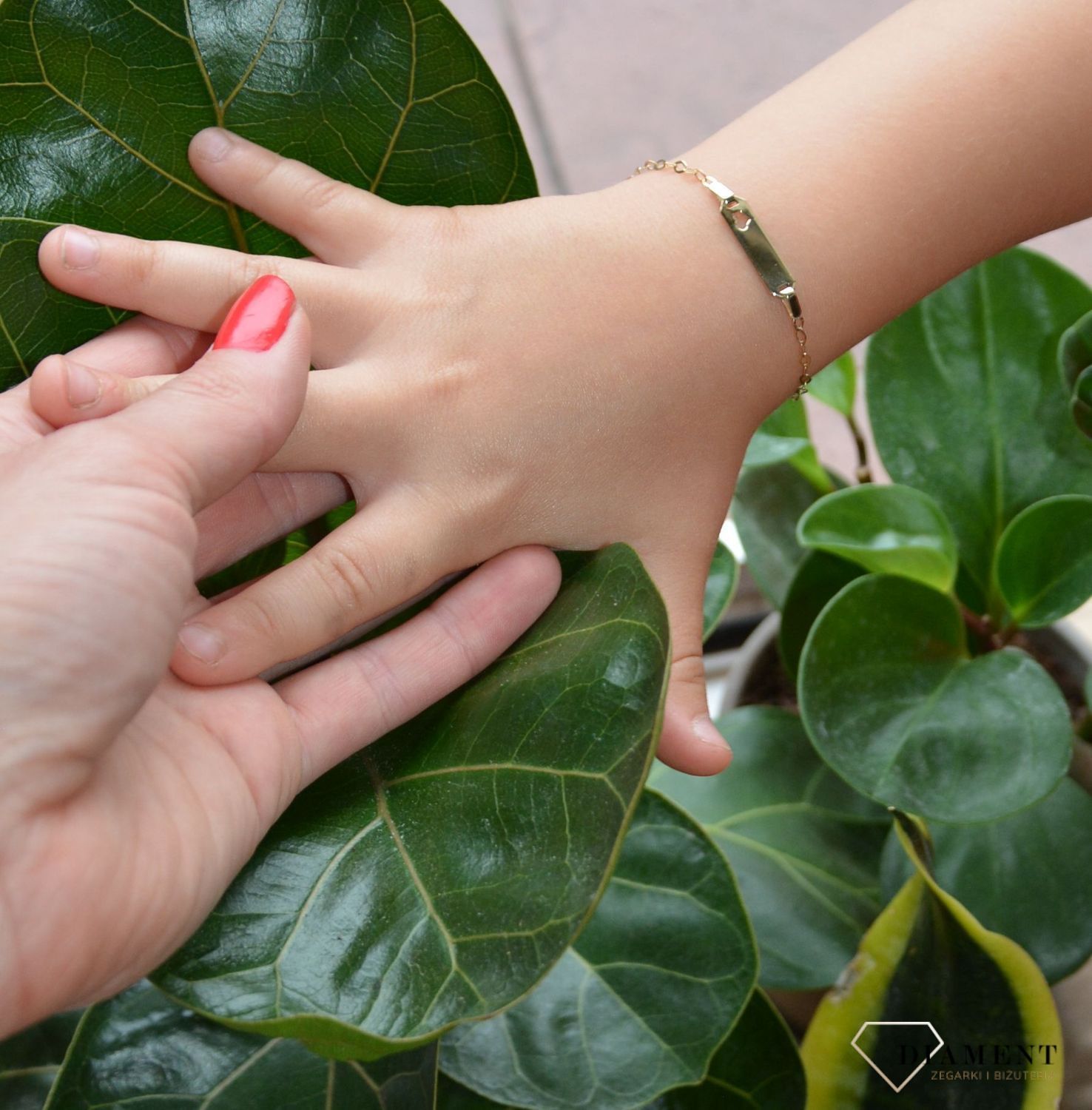 Złota bransoletka blaszka z wyciętym serduszkiem 333.jpg